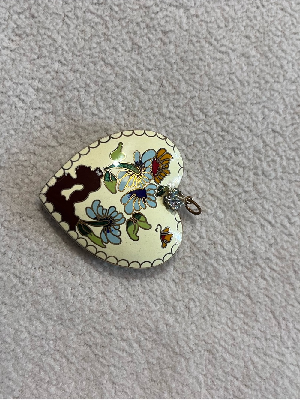 Vintage Heart-Shaped Floral Enamel Pendant Necklace - Cream and Multicolor